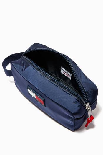 hover state of Heritage Washbag in Canvas    