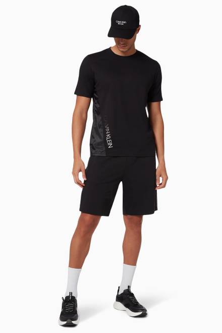 hover state of Material Mix Gym T-shirt in Cotton Stretch Blend